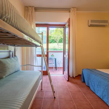 Mira Hotel